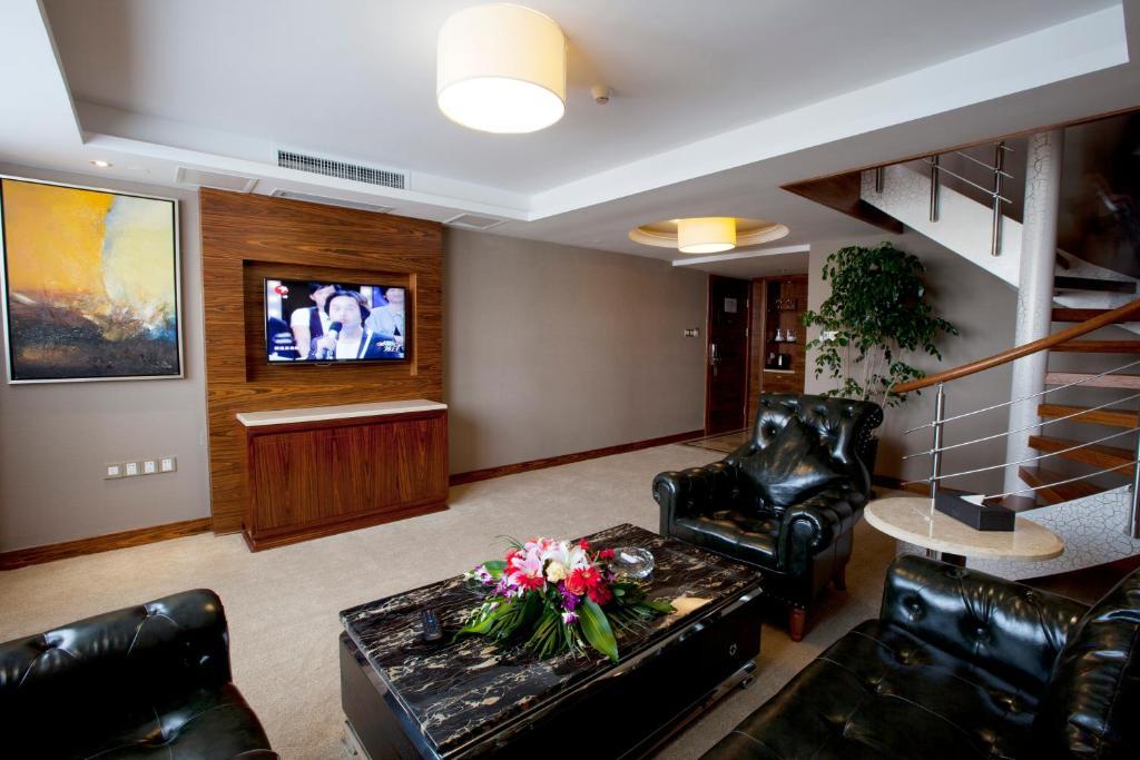 Hotel Friend 4*